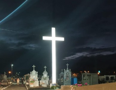  Cruz Luminosa homenageia vítimas da pandemia em Itaiópolis