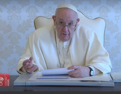 Papa envia mensagem aos bispos e pede que a Igreja vá além das desavenças