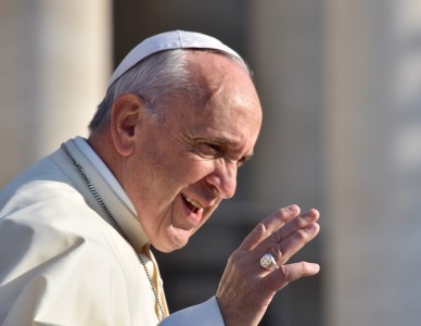 Papa Francisco convoca um dia de oração pela paz